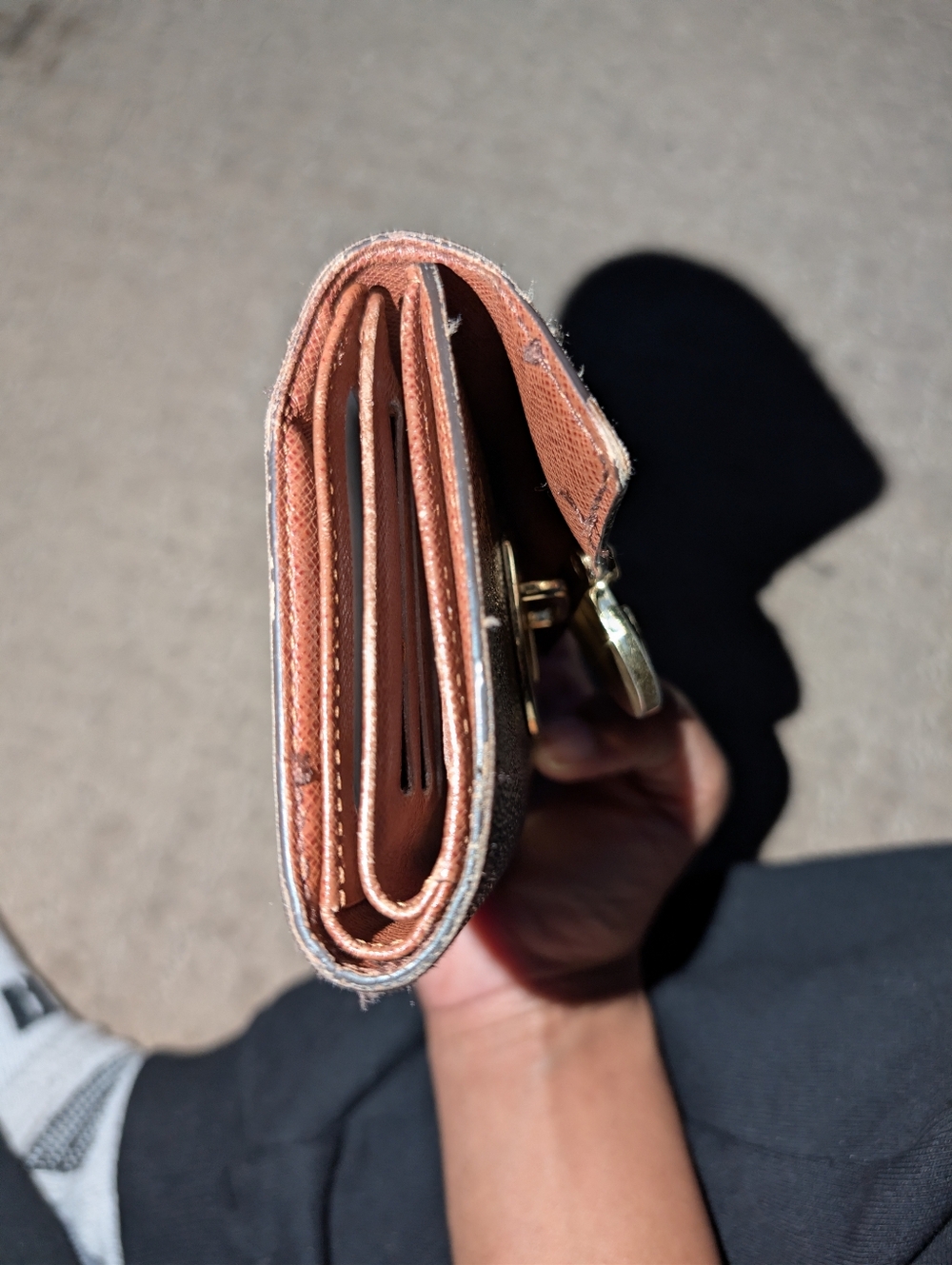 Louis Vuitton Wallet - Picture 13 of 16